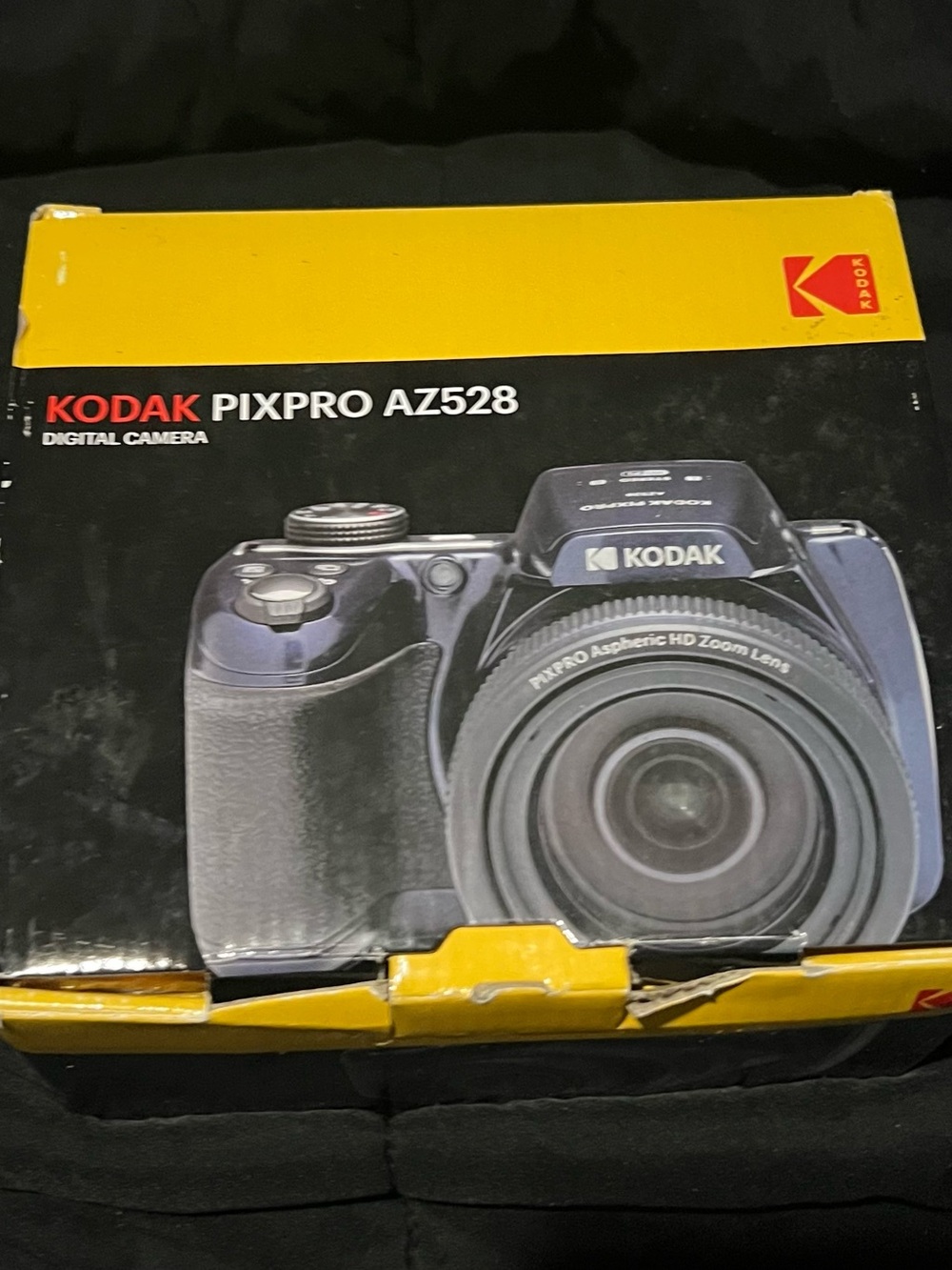 Kodak PIXPRO AZ528 Digital Camera - Black and Yellow Box Artwork
